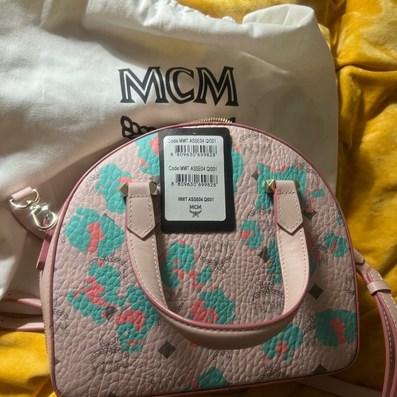 Authentic MCM Purse - Picture 2 of 6